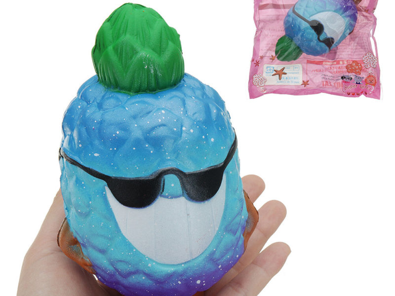 Poupée d'ananas Squishy 13.5 * 9CM Lente s'élevant avec le cadeau de collection d'emballage Soft jouet