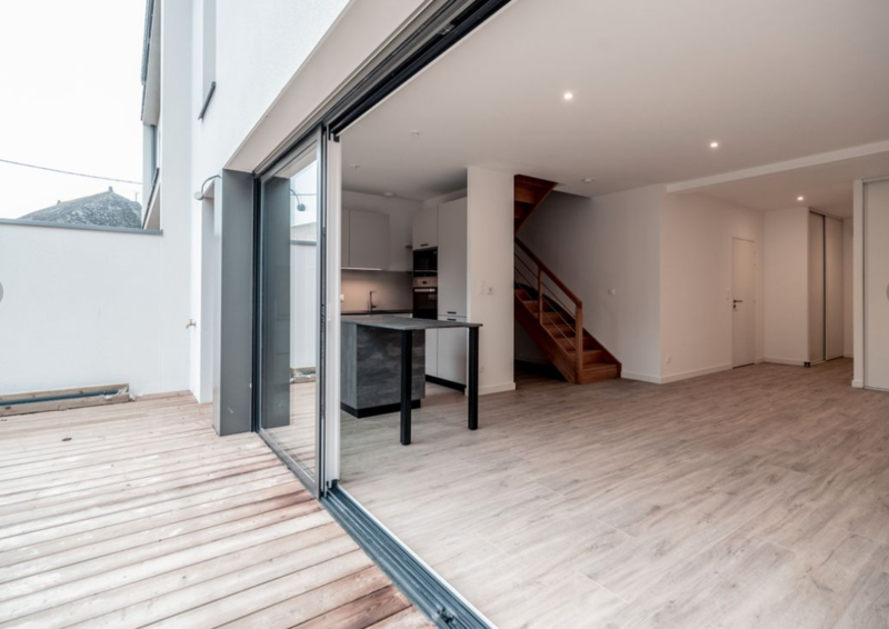 Maison neuve - 8 pièces - 157 m²