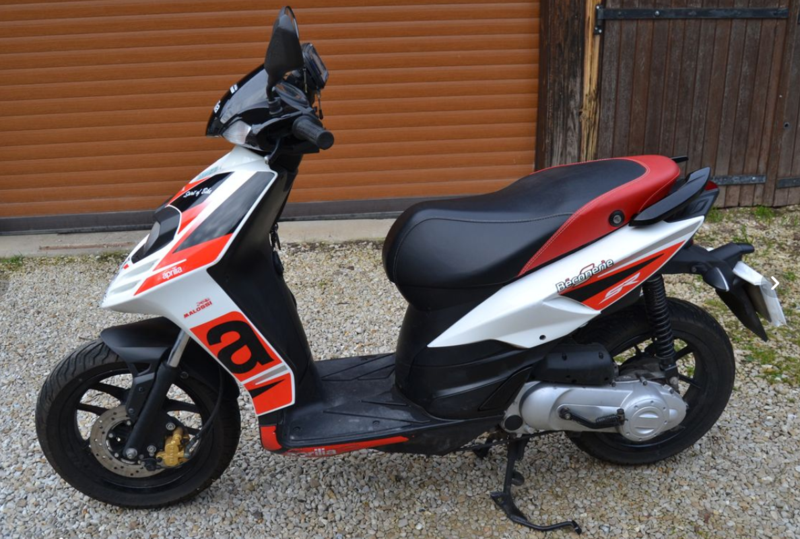 Scooter Aprilia 50 CC