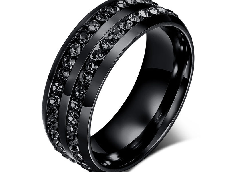 Bague Noire …